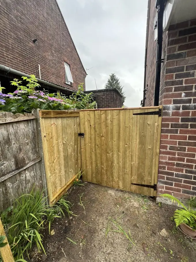 Garden Gate & Fencing - Transform Joinery Wigan